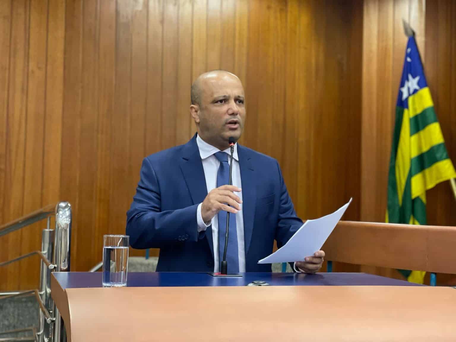 Goiânia aprova multa para porte e consumo de drogas em espaços públicos