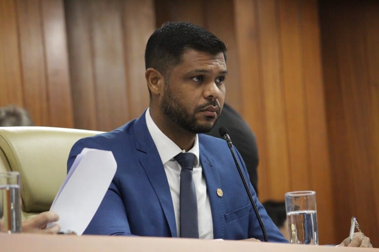 Câmara de Goiânia abre ano legislativo sob tensão política e pedido de impeachment