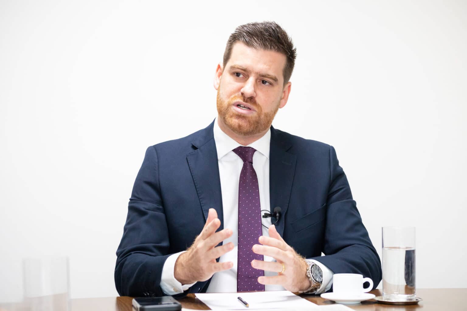 Audiência expõe suspeitas sobre multas de trânsito em Goiânia e levanta debate sobre legalidade e transparência