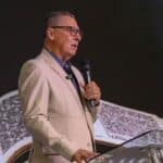 Pastor Neuton Abreu surge como nome disputado para suplência ao Senado em Goiás