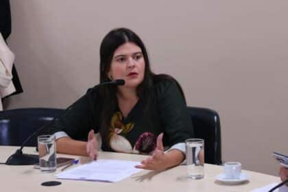 Emenda aprovada na Câmara reforça prioridade para concursados na Educação de Goiânia