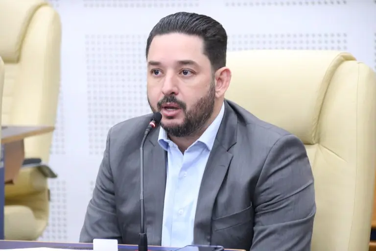 CCJ aprova projeto que moderniza regras para Organizações Sociais e reforça transparência em contratos com o Município